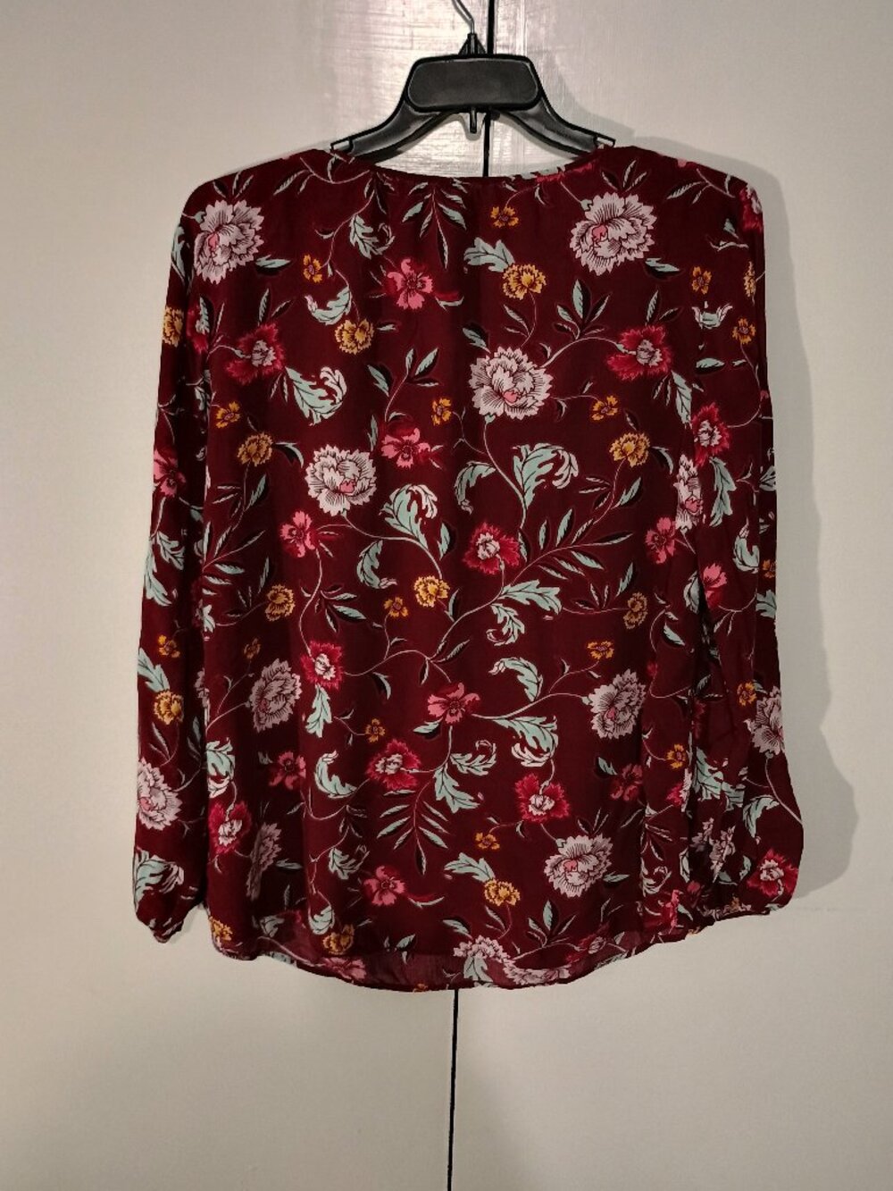 Old Navy XL Tall Burgundy Floral Faux Wrap Blouse Long Sleeve Rayon Boho Peasant - Picture 3 of 7
